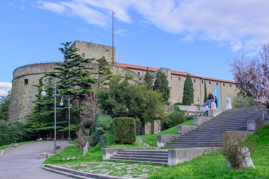 M'S Residences Maiolica Trieste Bagian luar foto